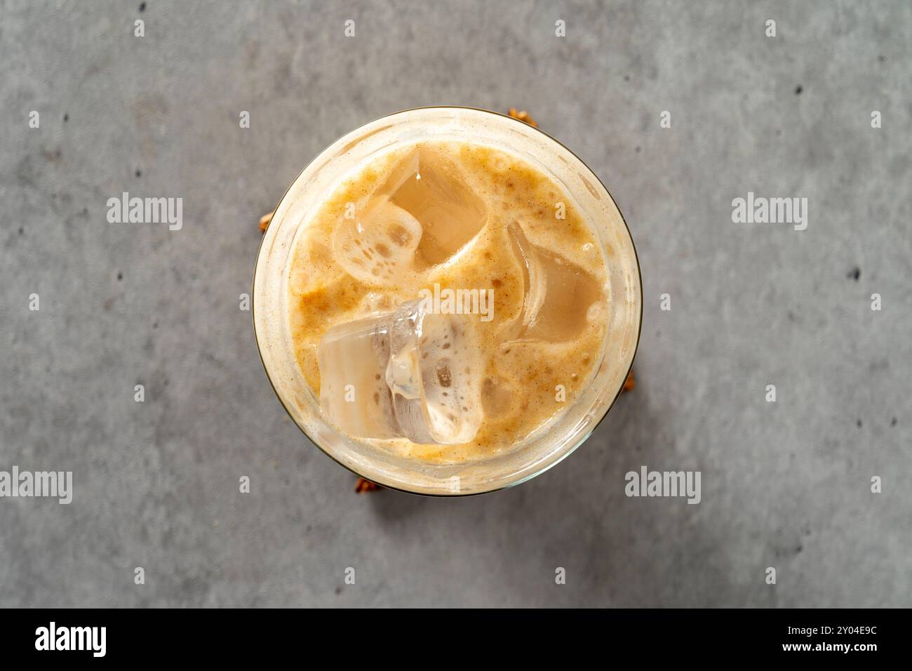 Caffè, latte di patate dolci, latte, cinque grani, cioccolato fondente, mugwort, malcha latte Foto Stock