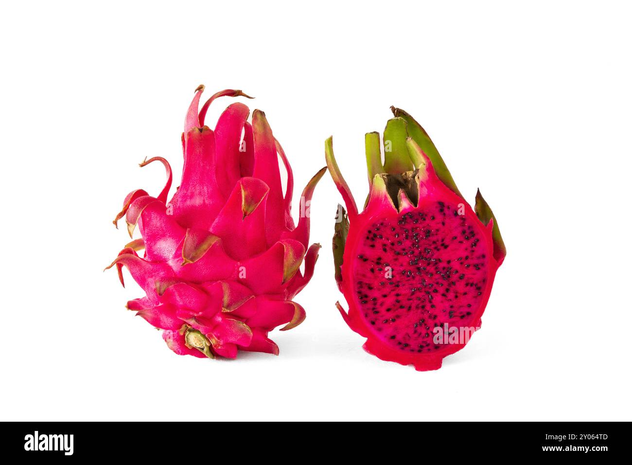 Primo piano della frutta del drago rosso intera e tagliata Foto Stock