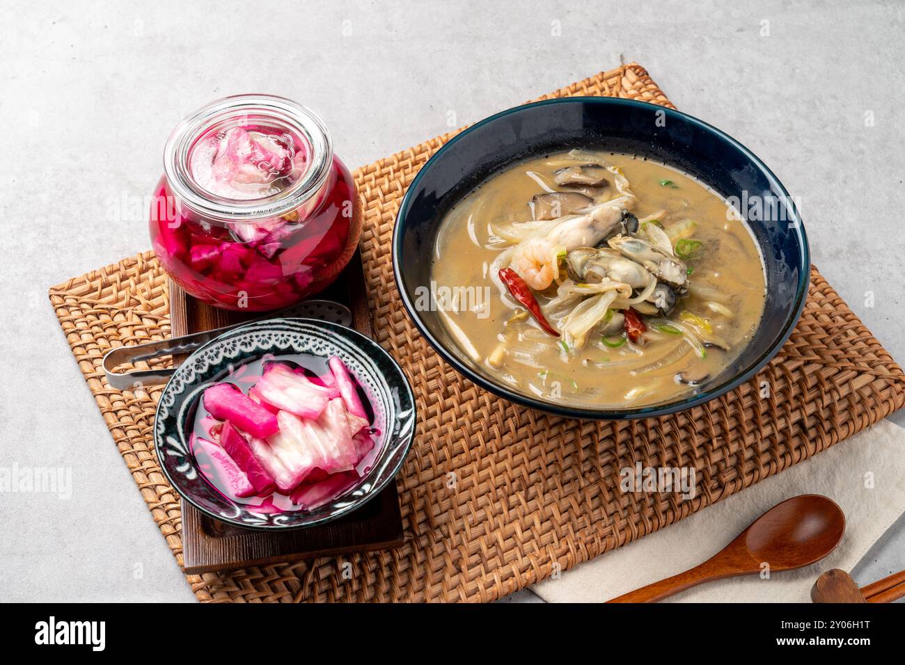 Maiale dolce e aspro, nurungitang, kkanpunggi, cucina cinese, goultangmyeon, jjamppong di pesce, jajangmyeon, contorni, Foto Stock