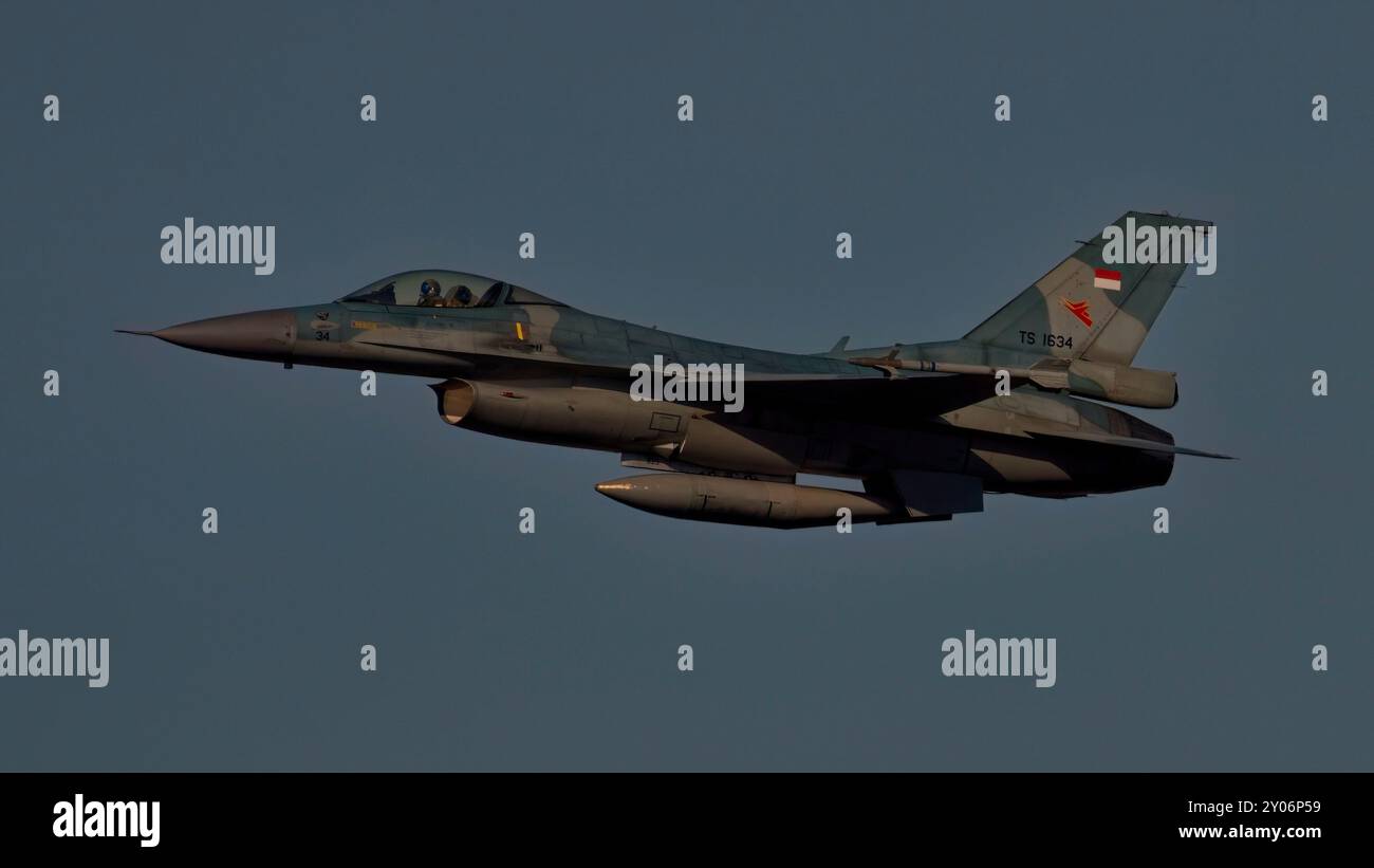 Esercitazione Pitch Black 24 con 20 nazioni partecipanti, inclusa l'Indonesia con la F16. Foto Stock