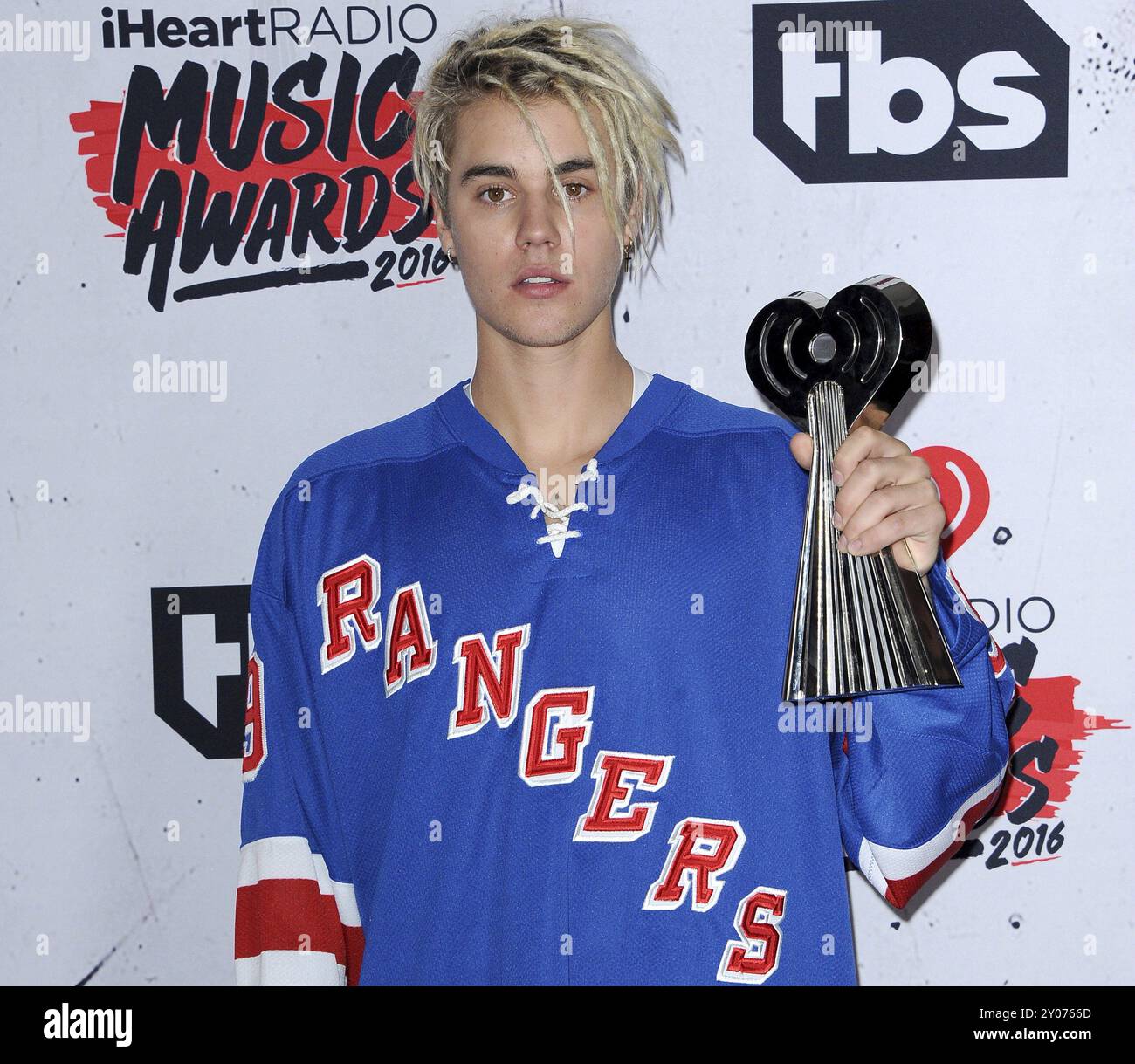 Justin Bieber agli iHeartRadio Music Awards 2016, Press Room si è tenuto al Forum di Inglewood, USA il 3 aprile 2016 Foto Stock