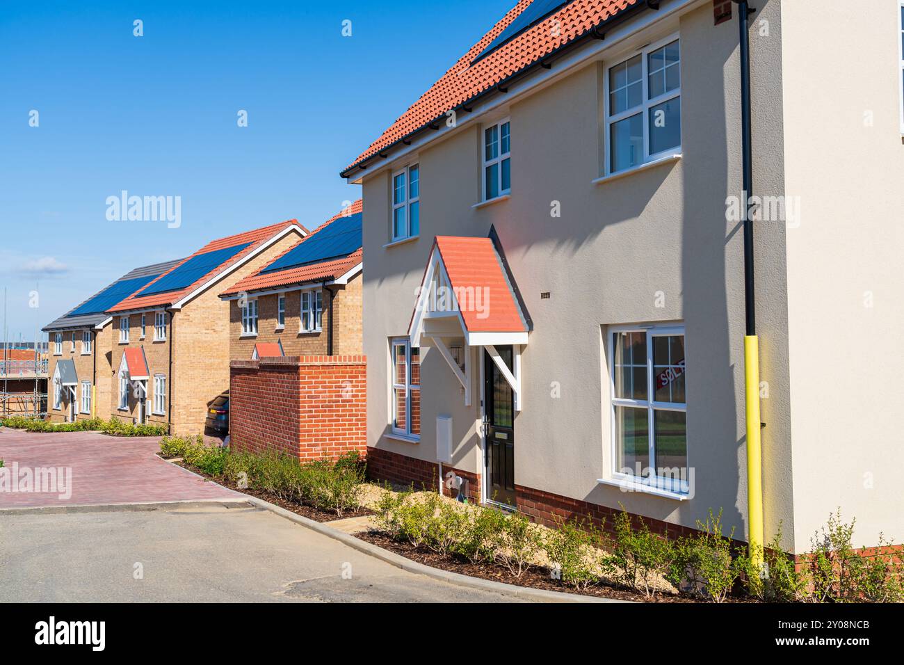 Nuova costruzione di case nel Regno Unito, esempio di case moderne costruite in Gran Bretagna Foto Stock