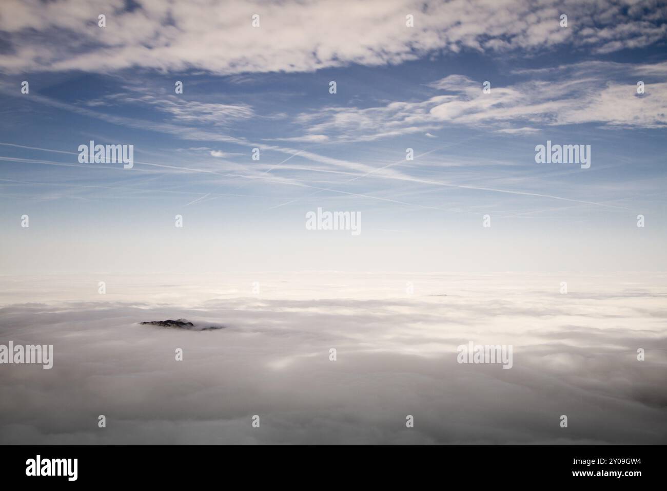 Mare di nebbia in Austria, Loferer Steinberge Foto Stock