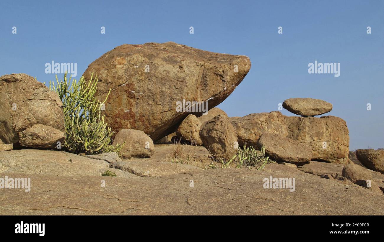 Masso di granito in Hampi popolare per la palestra di roccia Foto Stock