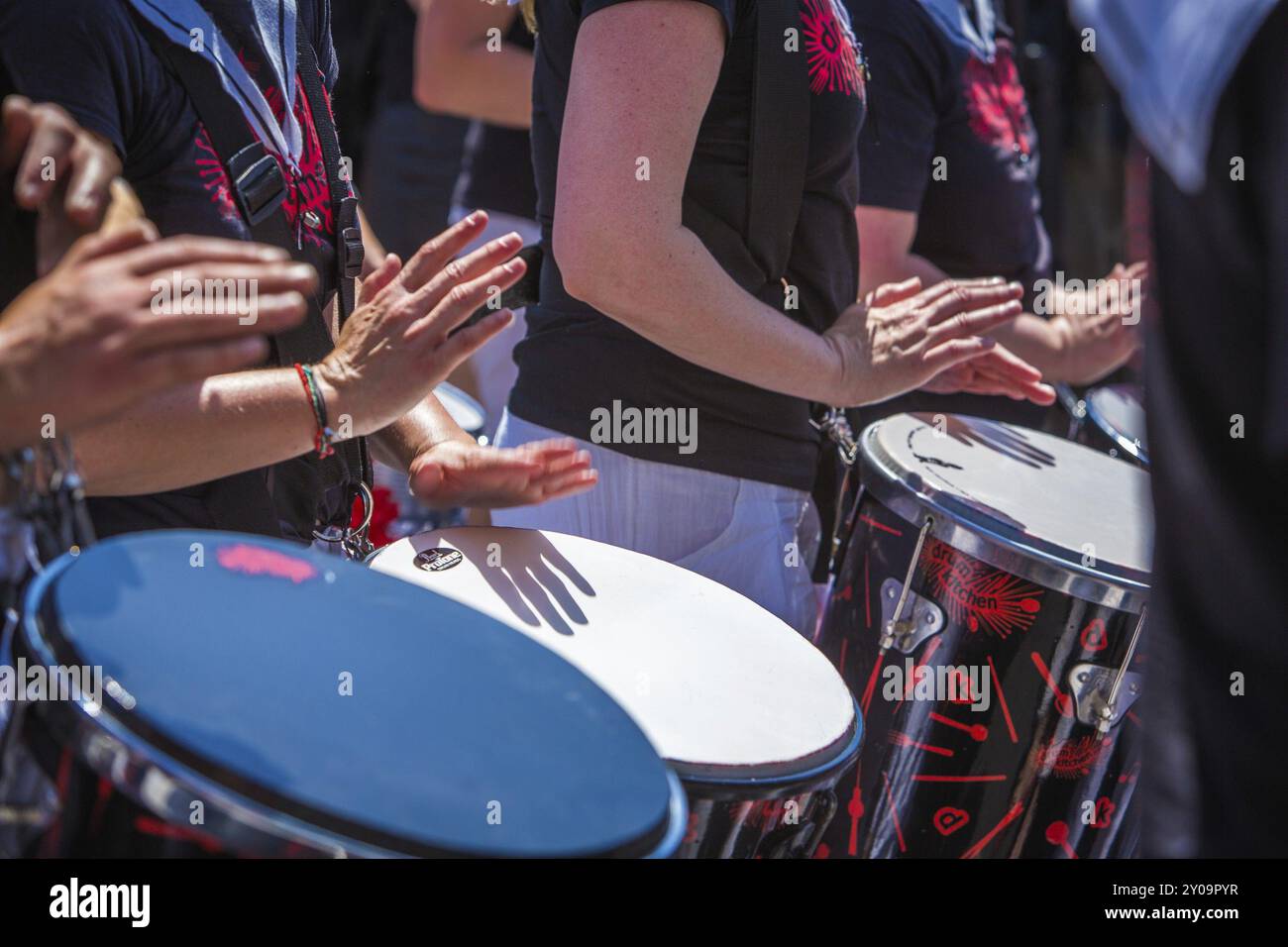 BERLINO, 08 GIUGNO: Partecipanti al Carnevale delle Culture. 8 giugno 2014 a Berlino, Germania, Europa Foto Stock