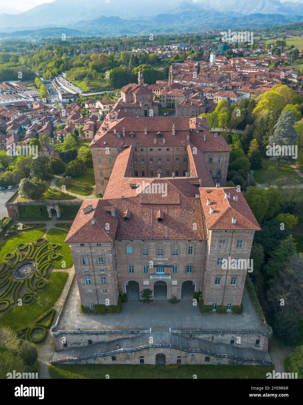 Veduta aerea del Castello Ducale di Aglie, Piemonte, Italia Foto Stock