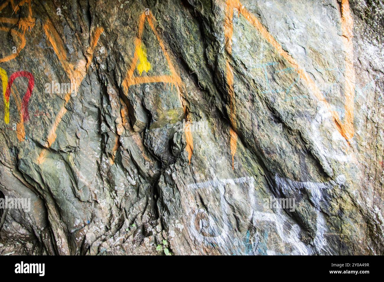 Graffiti contrassegnati all'interno del tunnel a Brigus, Terranova e Labrador, Canada Foto Stock