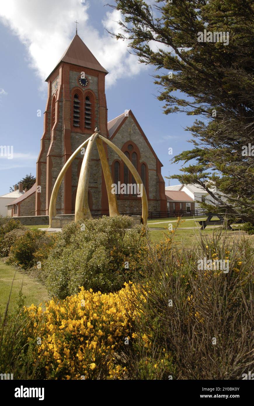 Christ Church Cathedral con l'Arco delle balene, Port Stanley, Isole Falkland, Sud America Foto Stock