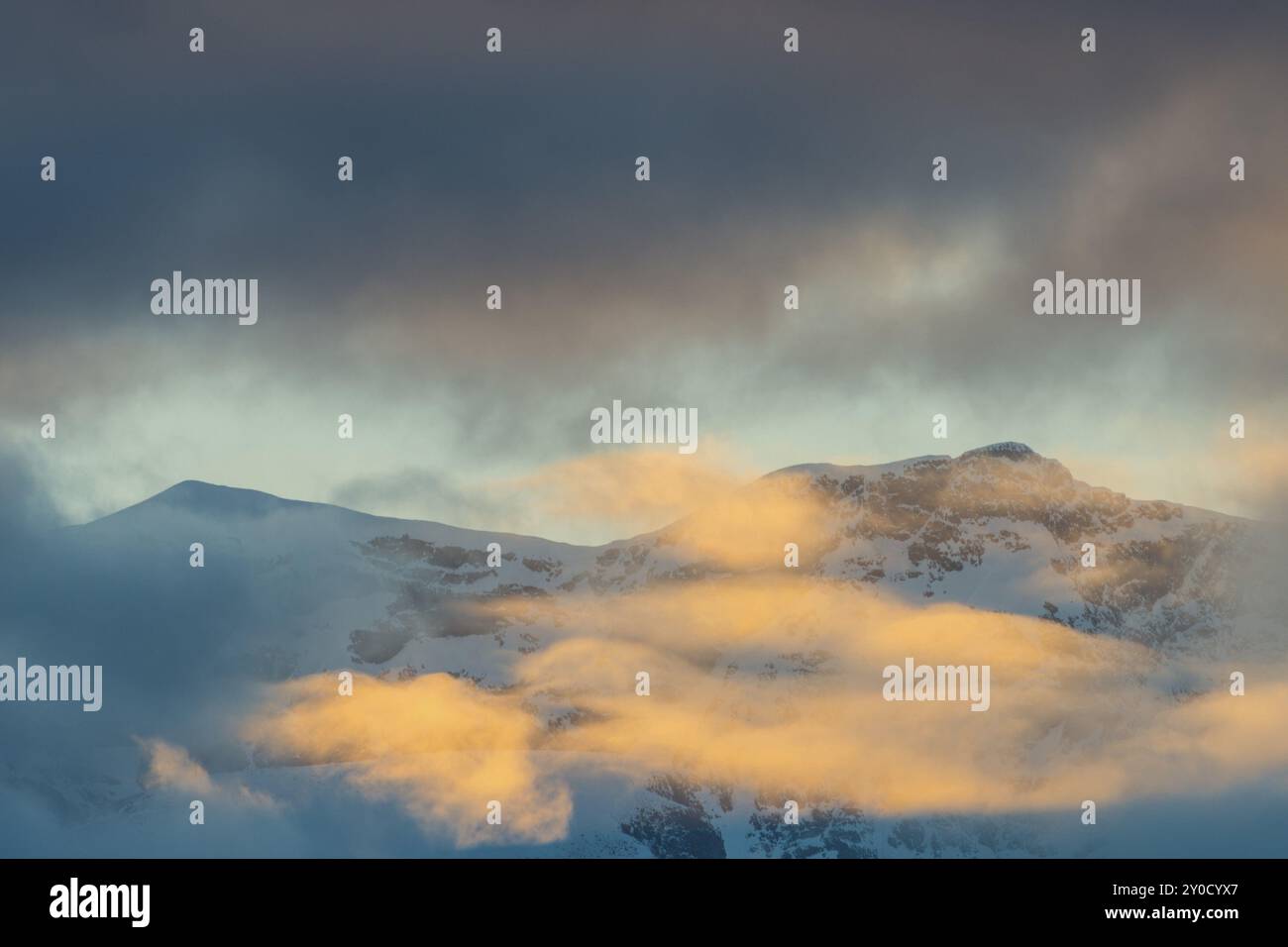 Vista della montagna più alta della Svezia, Kebnekaise, Kebnekaisefjaell, Norrbotten, Lapponia, Svezia, settembre 2012, Europa Foto Stock