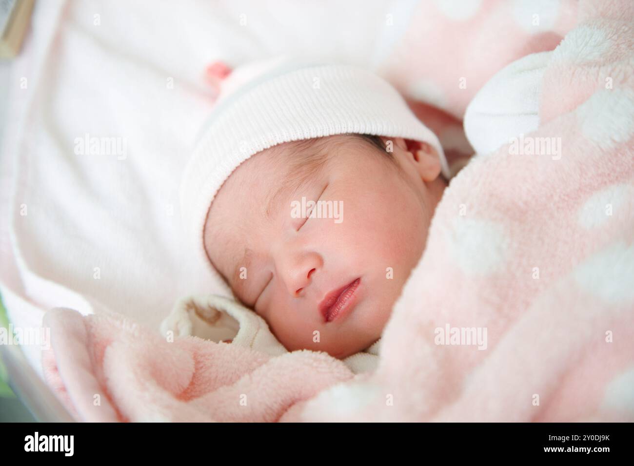 Una ragazza appena nata Foto Stock