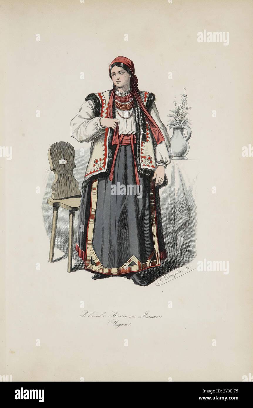 Costumi storici e popolari d'Europa. Contadina rutena di Marmaros. (Ungheria). Germania. 1876-1878 la testa, incorniciata da capelli neri, è avvolta in un panno rosso o blu, le cui estremità, legate all'indietro, cadono sulla schiena. Due nastri rossi sono legati dalla nuca del collo al nastro. La parte superiore del corpo è ricoperta da una camicia ampia e piegata bianca, le cui maniche sembrano essere chiuse ai polsi da una stretta cintura. Sopra la camicia, la contadina rutena indossa una giacca corta in pelliccia senza maniche con un frontale in pelliccia nera e gli stessi ornamenti a zigzag in verde e rosso. Un carmi Foto Stock