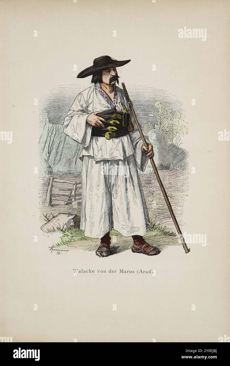 Costumi storici e popolari d'Europa. Wallachian di Maros (Arad). I valacchi indossano pantaloni aderenti; tuttavia, l'influenza magiara si è fatta sentire qui, e lo vediamo nei grandi pantaloni di lino ungheresi, i Gatyas, che quasi assomigliano alla petticoat di una donna. Inoltre, indossa una camicia di lino corta, bianca, a maniche larghe con ricami colorati sugli orli, che è aperta sul petto e appesa sugli abiti di lino. È cinta da una cintura di cuoio (curca), che varia notevolmente da villaggio a villaggio. La nostra immagine mostra uno dei tipi più larghi con quattro pezzi di ottone Foto Stock