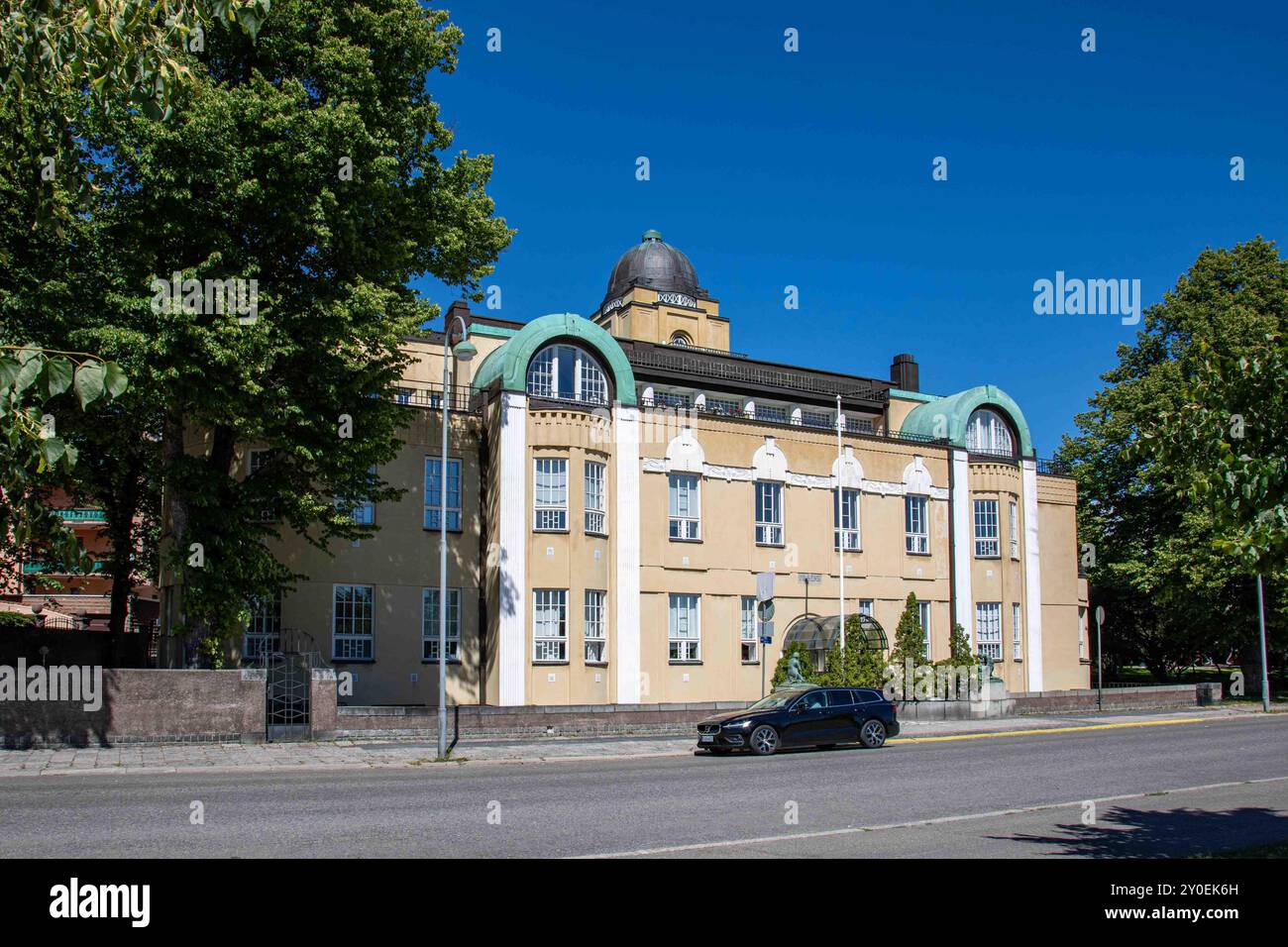 Villa Ensi in stile Art Nouveau, una casa di servizio per anziani progettata da Selim A. Lindqvist e completata nel 1912, a Eira, Helsinki, Finlandia Foto Stock