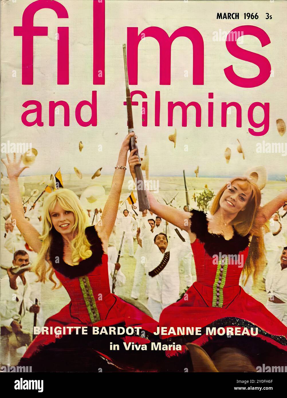 Film e riprese Mar 1966 - copertina della rivista Vintage - fotografo sconosciuto - trascrizione di testo [ MARZO 1966 film e riprese dei 3s. BRIGITTE BARDOT JEANNE MOREAU in Viva Maria ] SOLO PER USO EDITORIALE ! Foto Stock