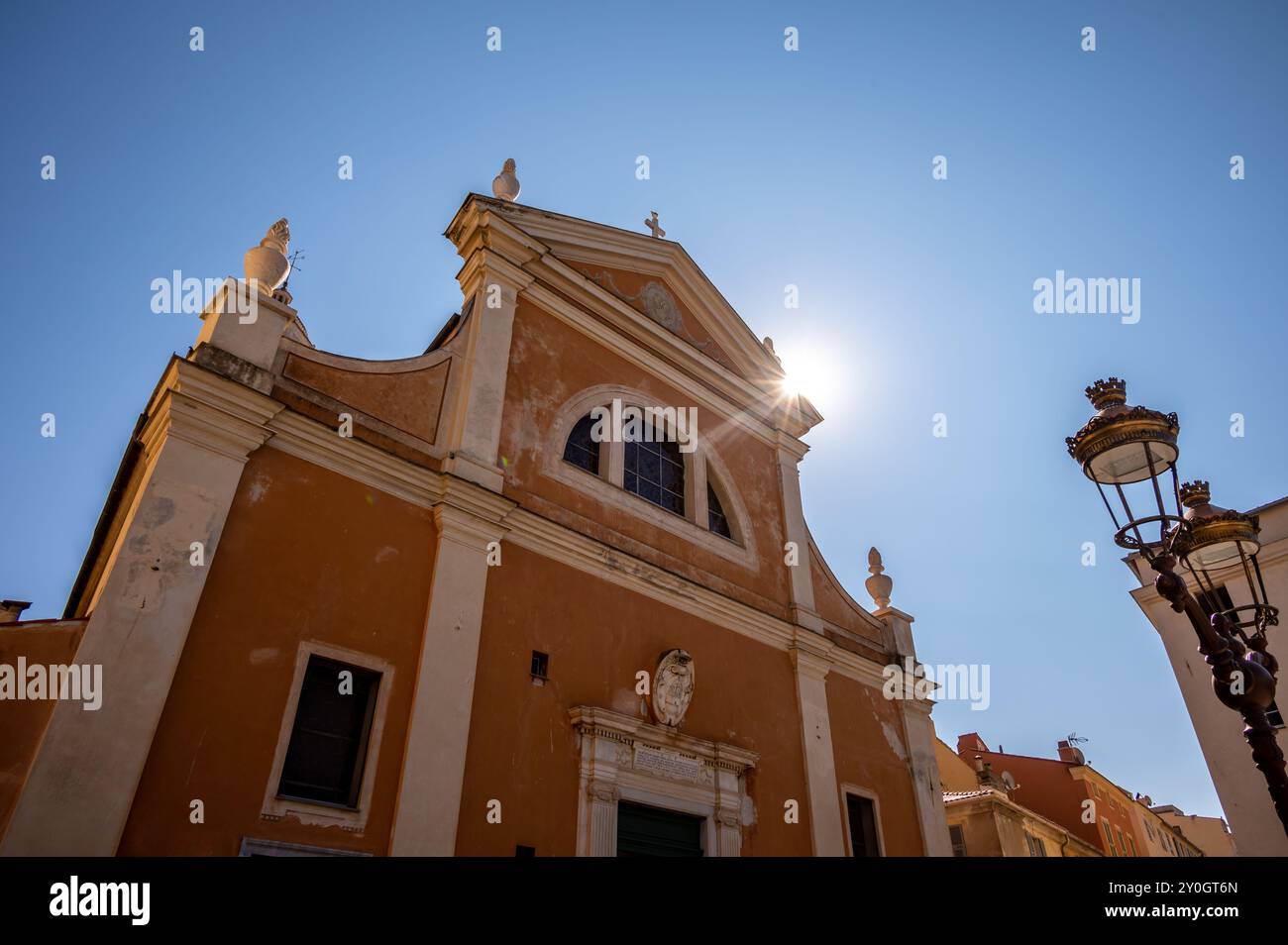 Ajaccio, Francia - 8 agosto 2024: Esterno della cattedrale di Santa Maria Assunta ad Ajaccio, Corsica. Foto Stock