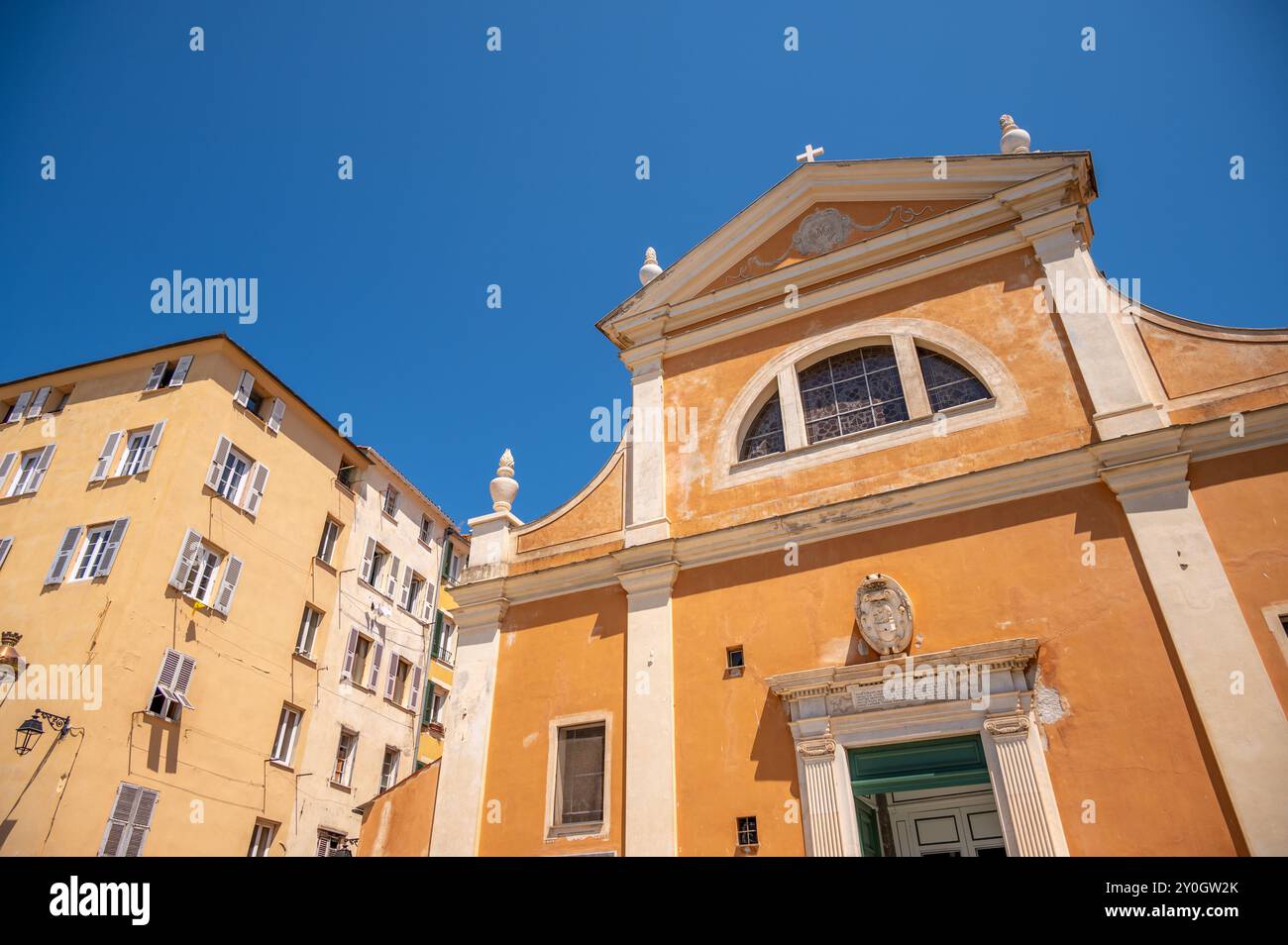 Ajaccio, Francia - 8 agosto 2024: Esterno della cattedrale di Santa Maria Assunta ad Ajaccio, Corsica. Foto Stock