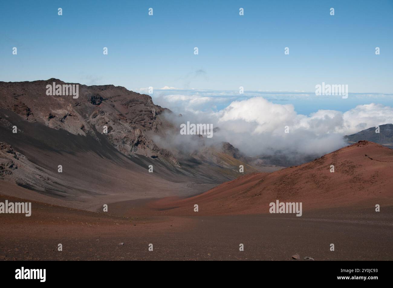 Parco nazionale di Haleakala Caldera, sopra le nuvole Foto Stock