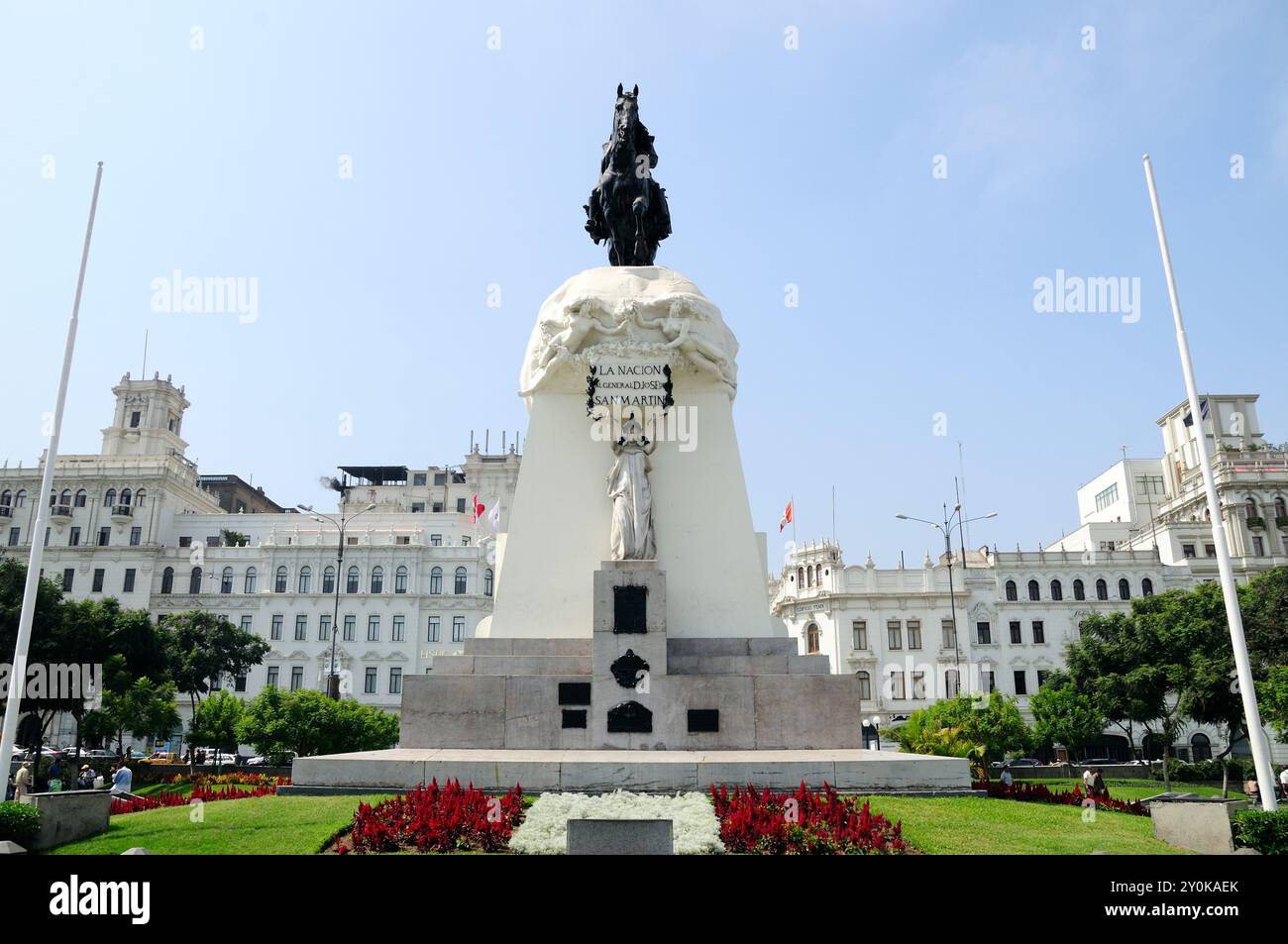 Statua del generale San Martin in Piazza San Martin Foto Stock