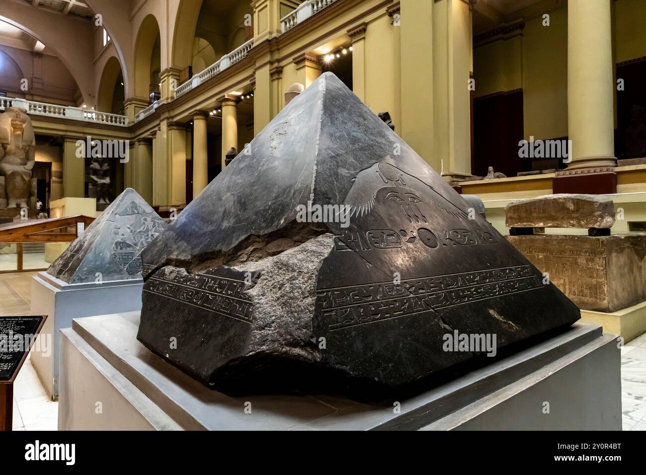 Museo Egizio (museo del Cairo), piramidione di Amenemhat III (Amenemhet III), cappellone della piramide nera a Dashur, Cairo, Egitto, Nord Africa, Africa Foto Stock