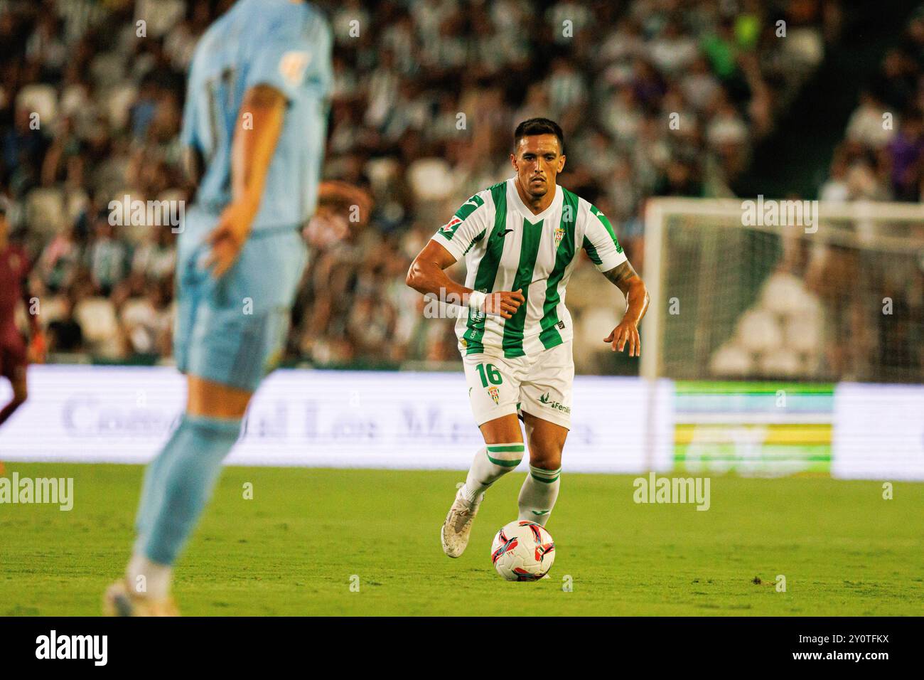 Cordoba, Spagna. 26 agosto 2024. Jose Antonio Martinez (Cordoba CF) visto in azione durante la partita LaLiga 2 Hypermotion tra le squadre di Cordoba CF e Burgos CF all'Estadio Nuevo Arcangel punteggio finale; Cordoba CF 2:2 Burgos CF credito: SOPA Images Limited/Alamy Live News Foto Stock