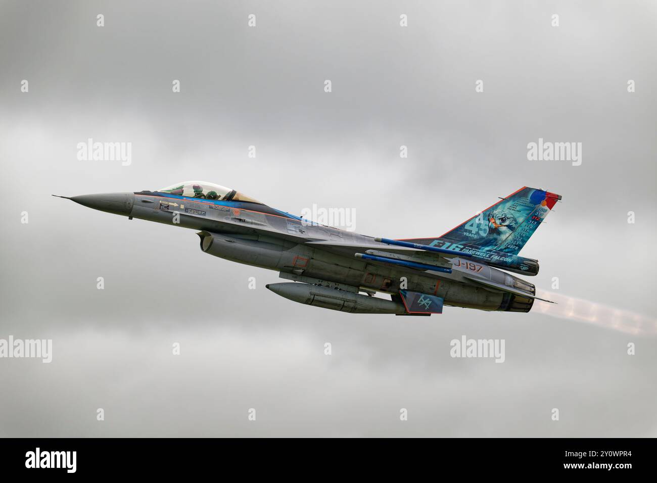 Netherlands Air Force General Dynamics F-16AM Combat Fighter Jet dal 312 Squadron parte dalla RAF Fairford in Inghilterra dopo aver partecipato al RIAT Foto Stock