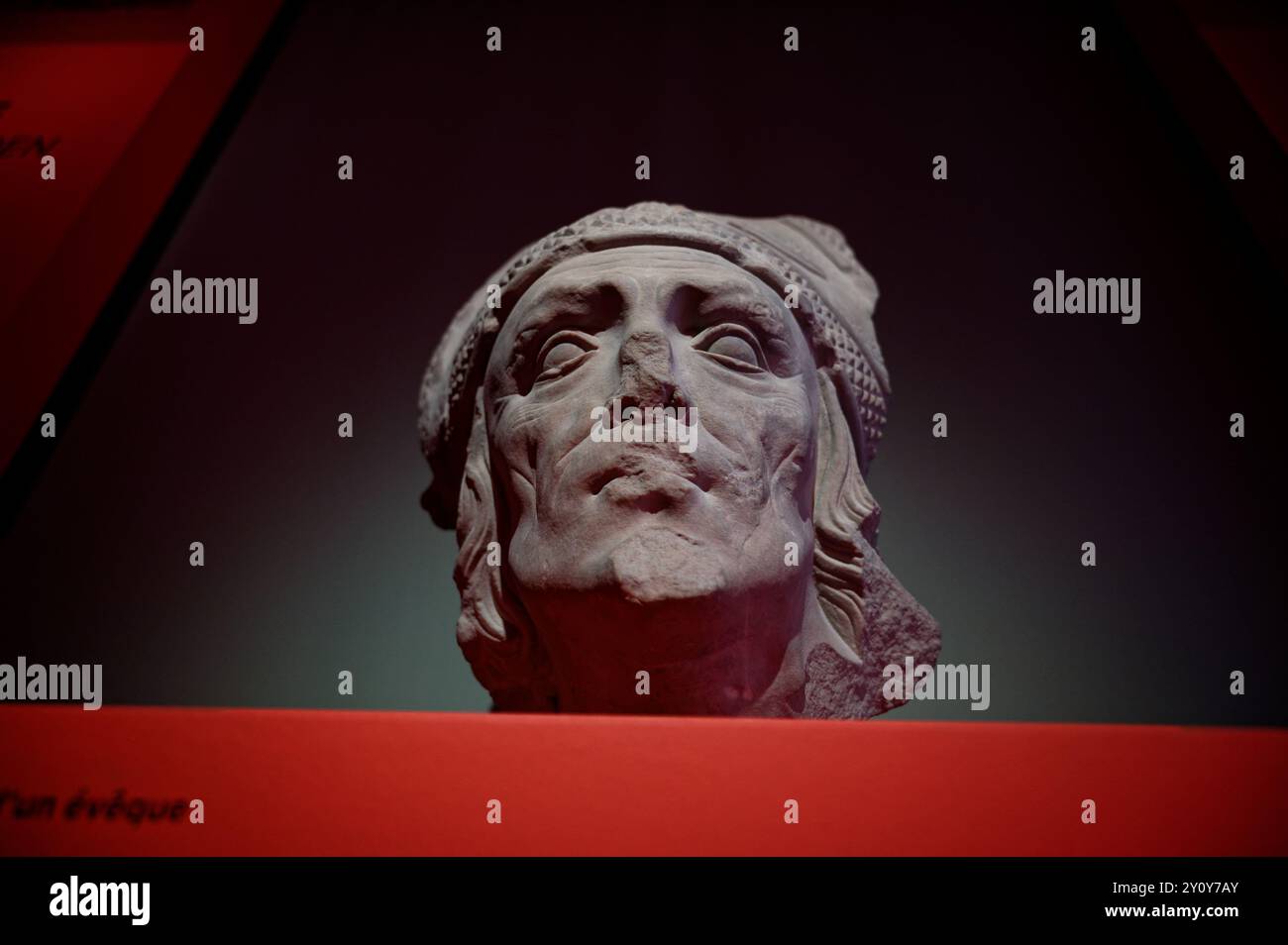 Scultura in pietra intemprata di una figura storica esposta nel museo internazionale della riforma Foto Stock