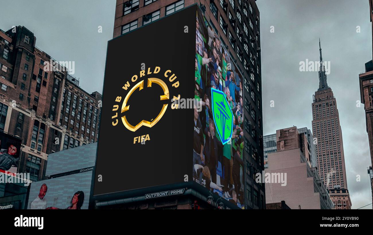Mockup come esempio per il marketing di cartelloni pubblicitari per la Coppa del mondo FIFA Club 25, Seattle Sounders FC, New York City, NY, SOLO EDITORIALE USA! Foto Stock