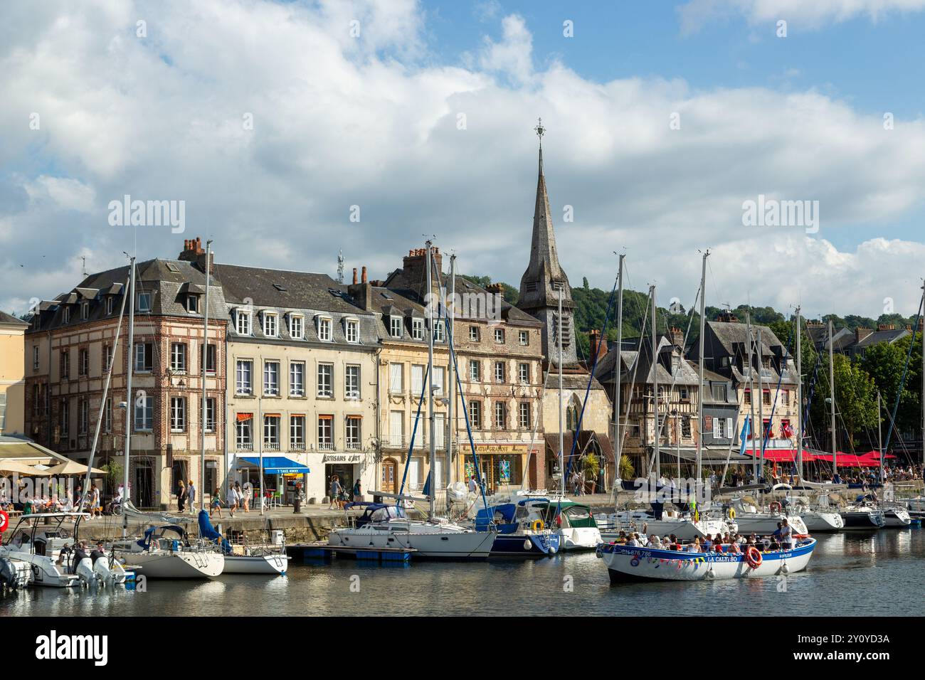 Honfleur Vieux-Bassin (porto vecchio) Calvados, Normandia, Francia Foto Stock