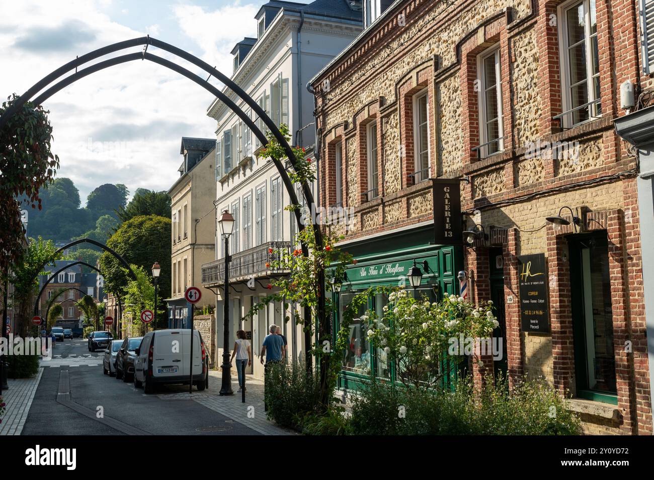 Rue Cachin a Honfleur, Calvados, Normandia, Francia Foto Stock