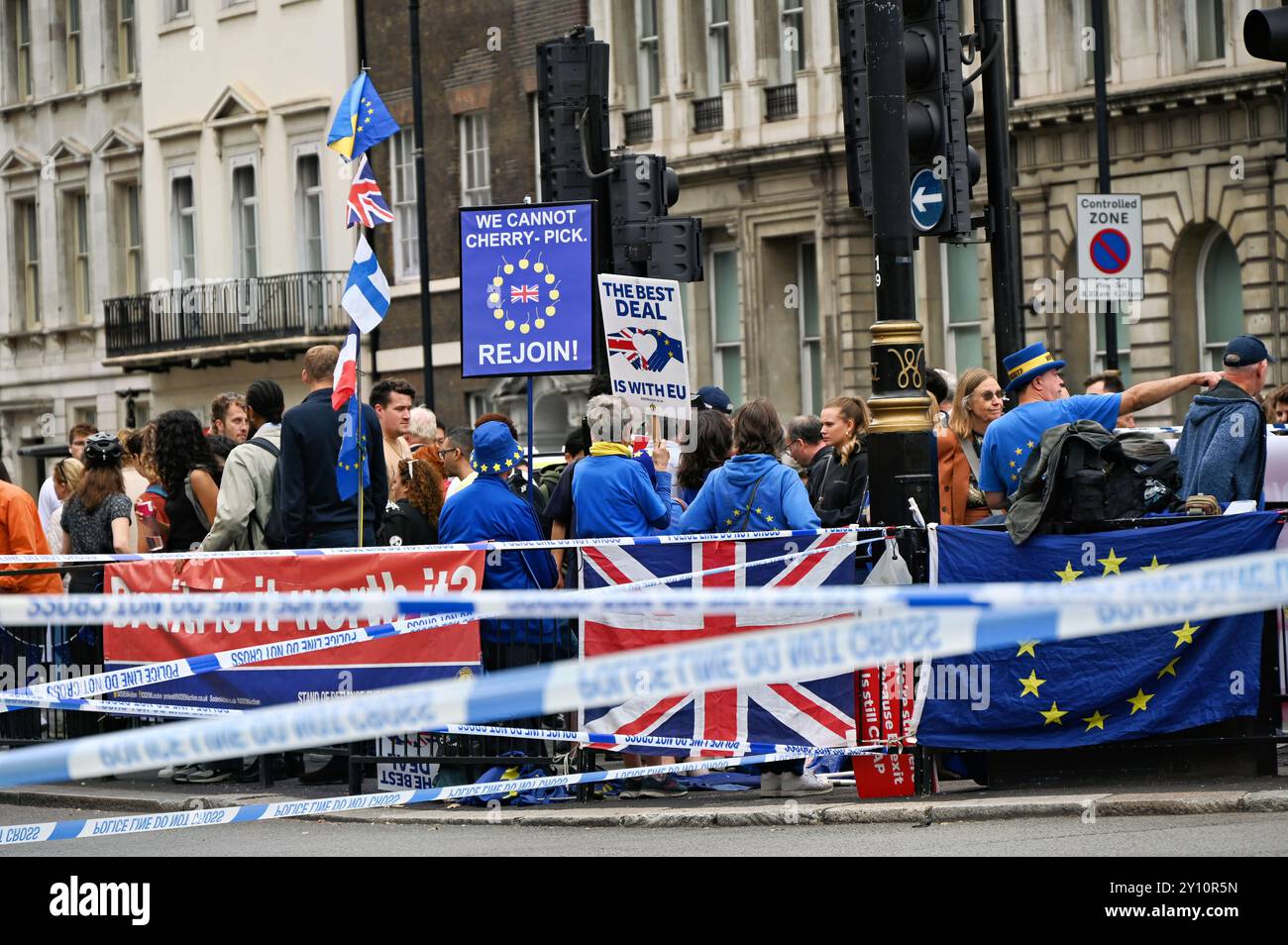 LONDRA, REGNO UNITO. 4 settembre 2024. Gli attivisti che hanno preso parte alla manifestazione di ricongiungimento dell'UE per la marcia UE di ricongiungimento a Londra, Regno Unito, il 18 settembre 2024. ( Credito: Vedi li/Picture Capital/Alamy Live News Foto Stock