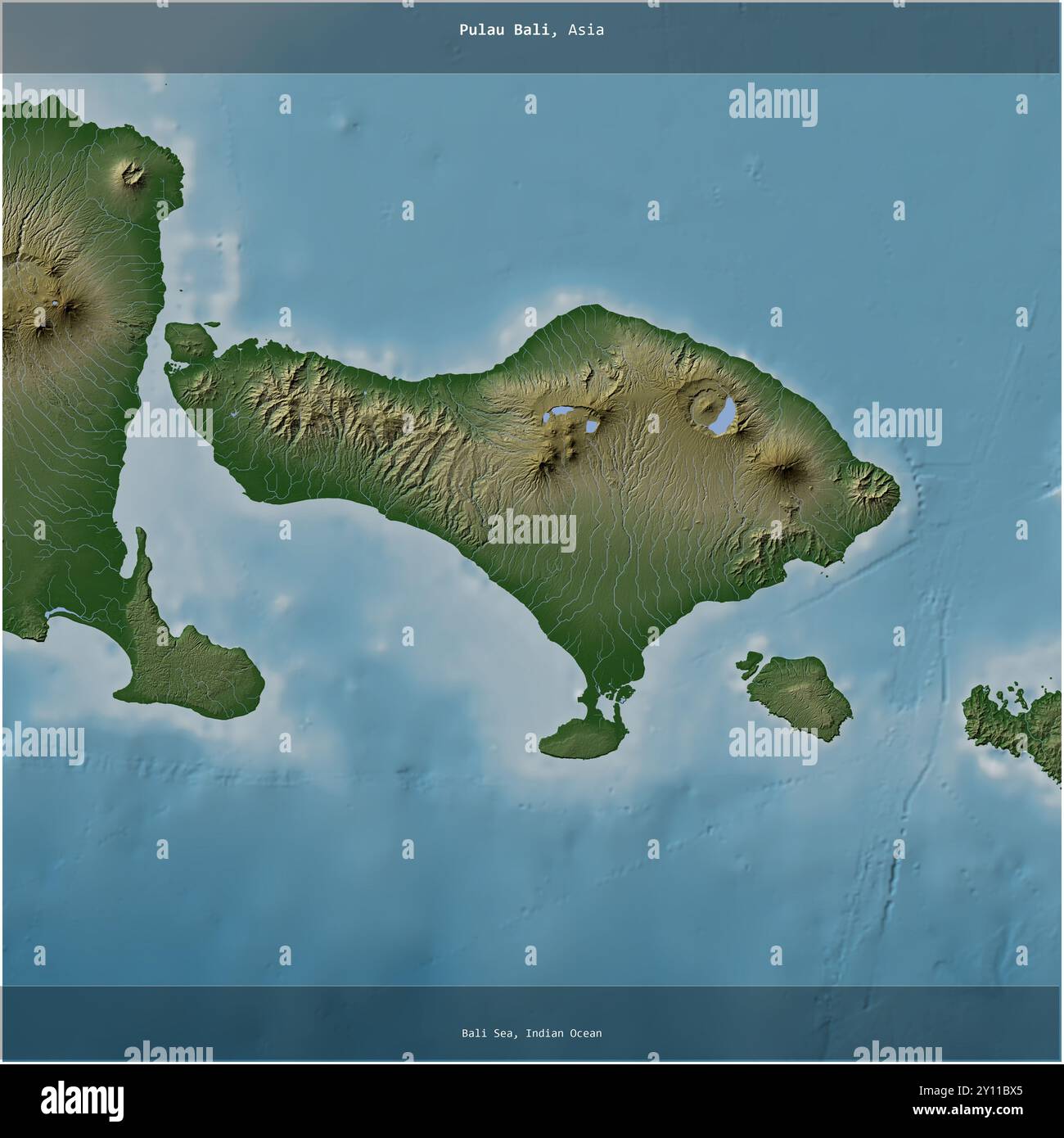Pulau Bali, nel mare di Bali, appartenente all'Indonesia, si ritagliò in piazza su una mappa colorata di altitudine Foto Stock