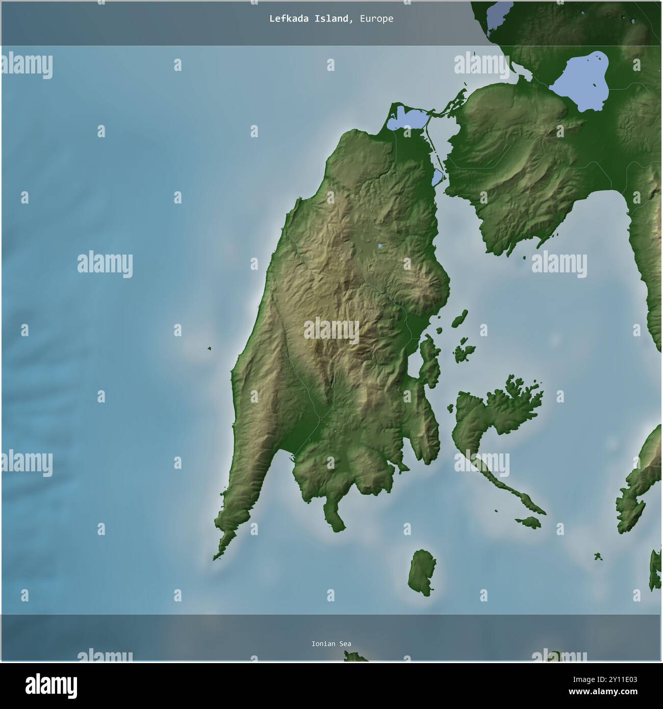 Isola di Lefkada nel Mar Ionio, appartenente alla Grecia, ritagliata in quadrato su una mappa colorata di elevazione Foto Stock