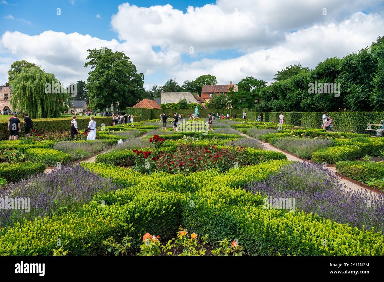 Copenaghen, Danimarca, 24 luglio 2024 - i giardini del castello di Rosenberg, i giardini reali Foto Stock