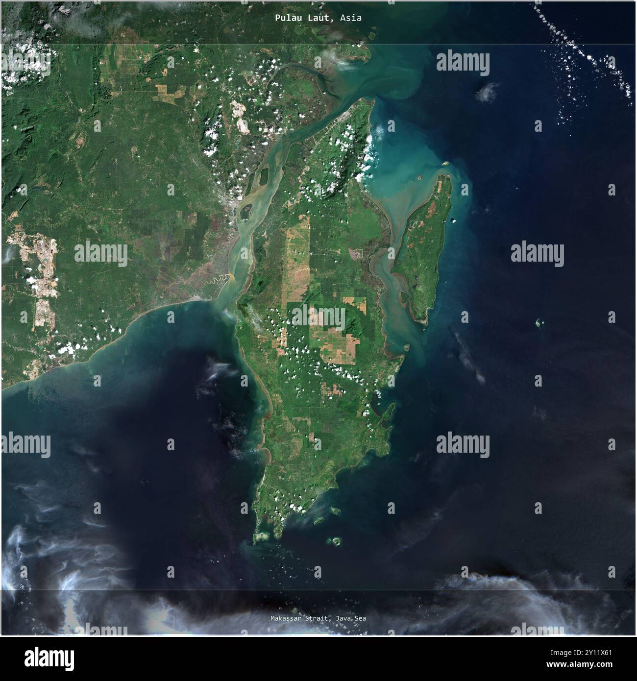 Pulau Laut nel Mar di Giava, appartenente all'Indonesia, ritagliato in quadrato su un'immagine satellitare scattata il 16 dicembre 2023 Foto Stock