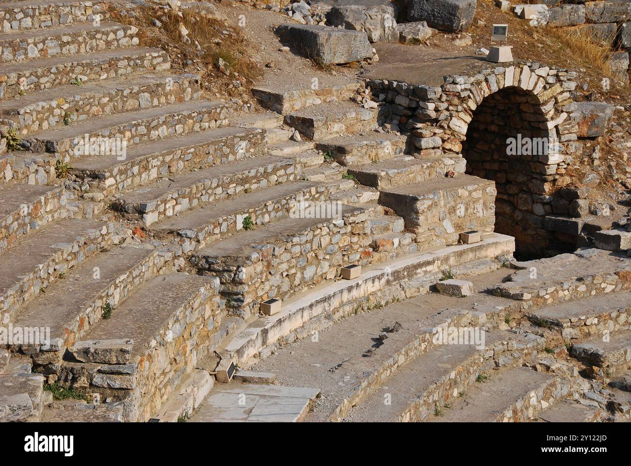 Teatro di Efeso in Turchia. Era un'antica città greca sulla costa occidentale dell'Anatolia, vicino all'attuale Selcúk, provincia di Smirne, Turchia. Foto Stock