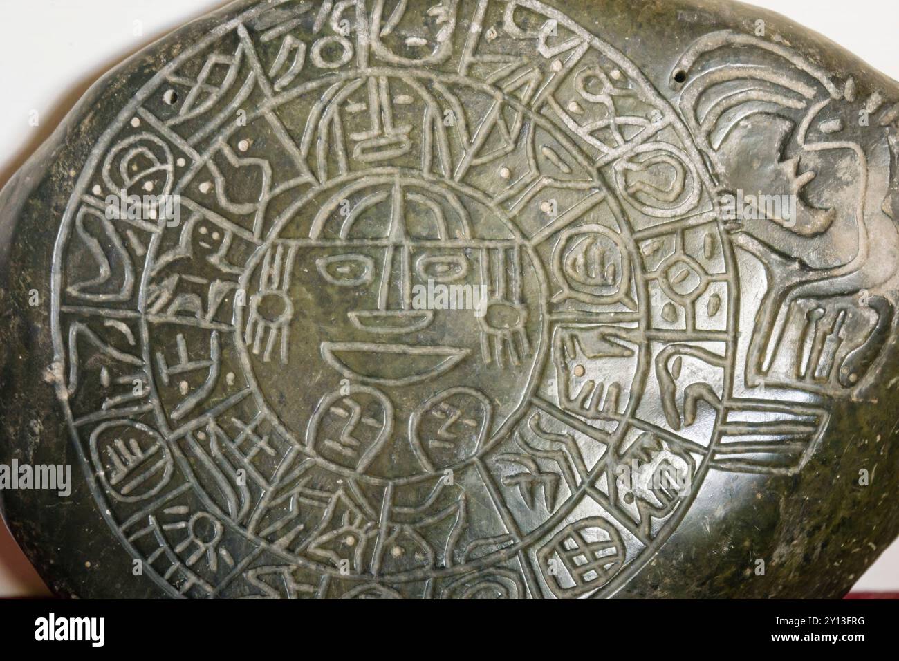 Tavolette di giada, museo centrale della piazza, Chichicastenango, comune del dipartimento di El Quiché, Guatemala, America centrale. Foto Stock