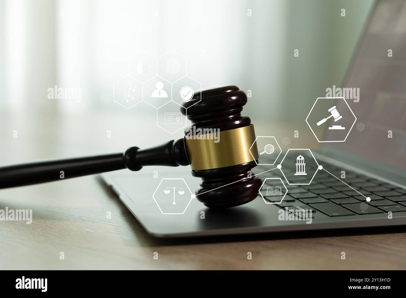 Informativa sulla privacy legge sui laptop online nel diritto del lavoro per un'azienda Foto Stock