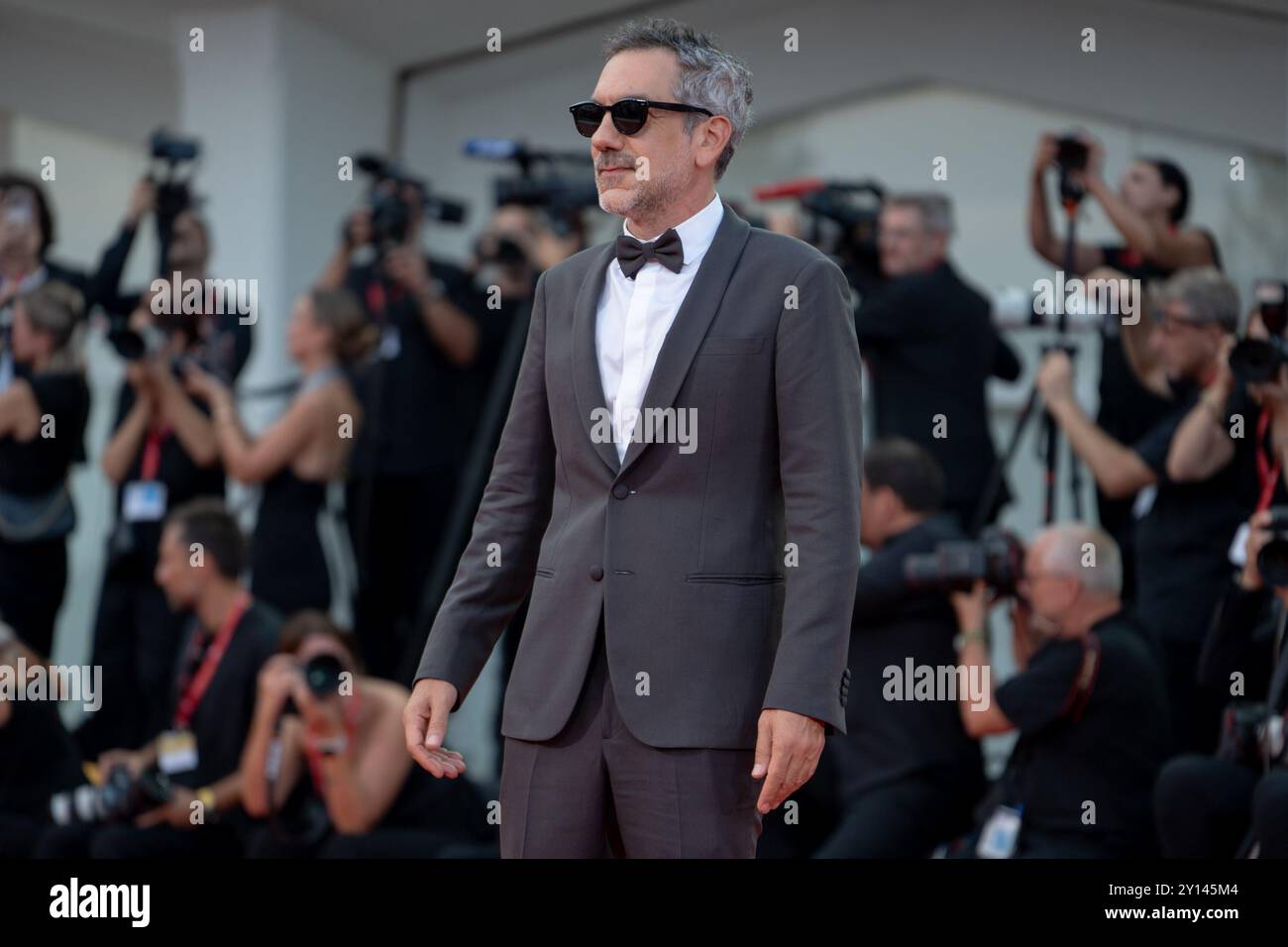 Venezia, Italia. 4 settembre 2024. Il regista Todd Phillips partecipa al tappeto rosso ''Joker: Folie a Deux'' durante la 81a Mostra Internazionale d'Arte cinematografica di Venezia alla sala grande di Venezia, Italia, il 4 settembre 2024. (Foto di Luca Carlino/NurPhoto)0 credito: NurPhoto SRL/Alamy Live News Foto Stock