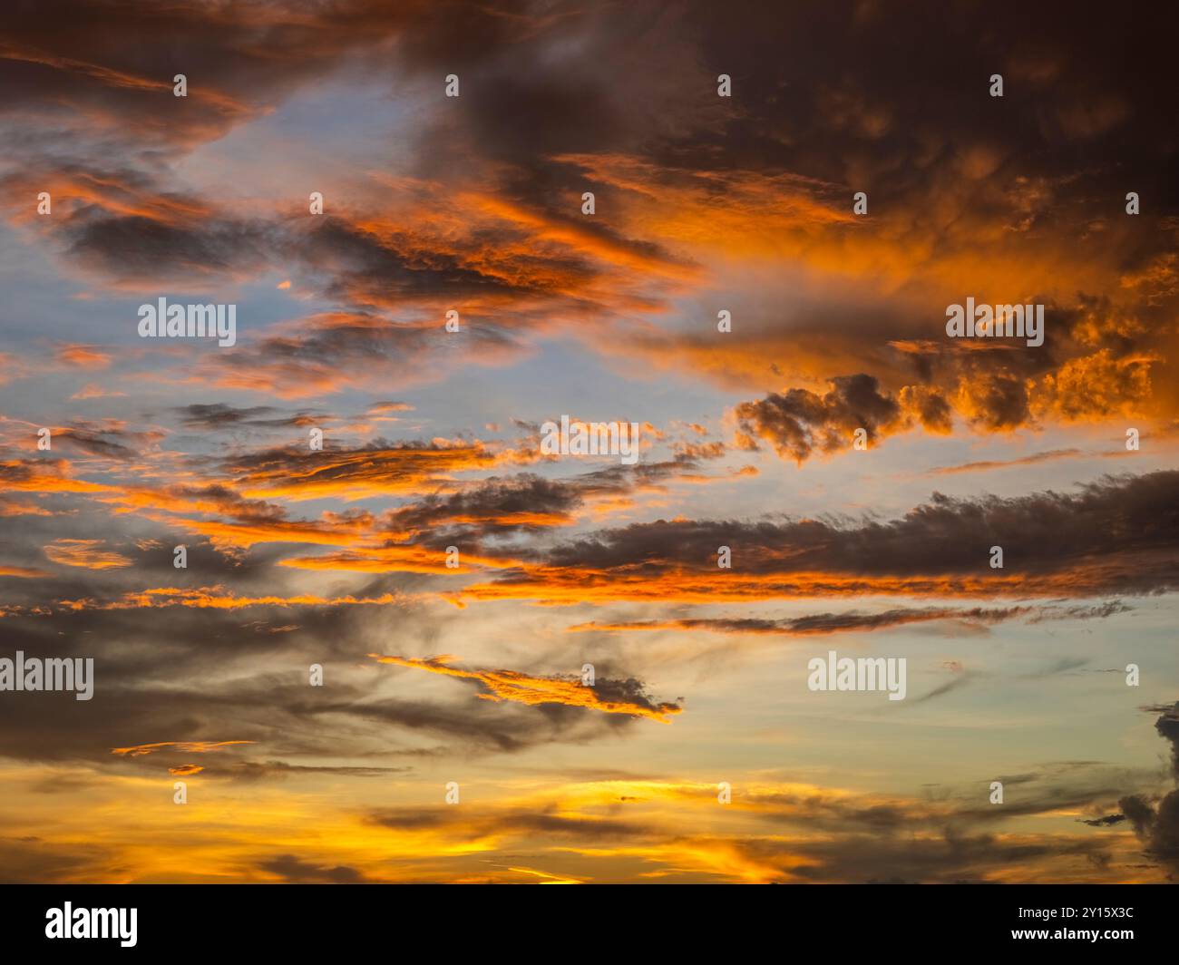 Cielo luminoso al tramonto sopra la Guilf del Messico nel sud-ovest della Florida, Stati Uniti Foto Stock