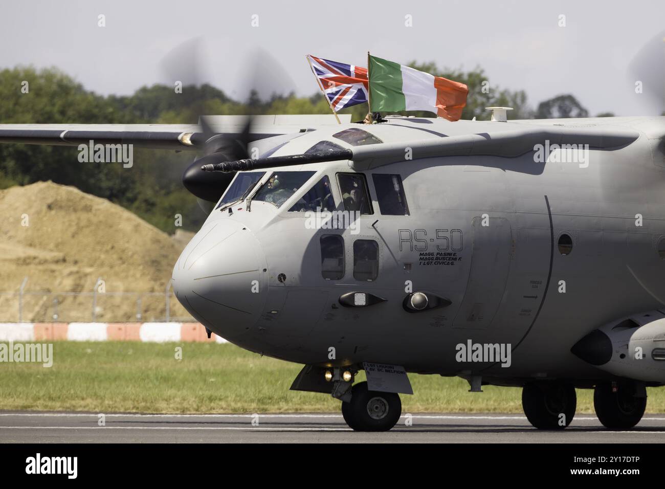 L'Aeronautica militare italiana C-27J Spartan al 2024 International Air Tattoo. Foto Stock