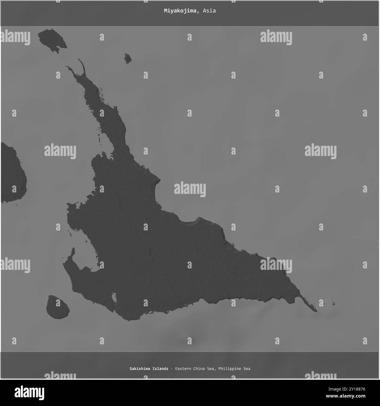 Miyakojima nel Mar delle Filippine, appartenente al Giappone, si ritagliò in quadrato su una mappa di elevazione a due livelli Foto Stock