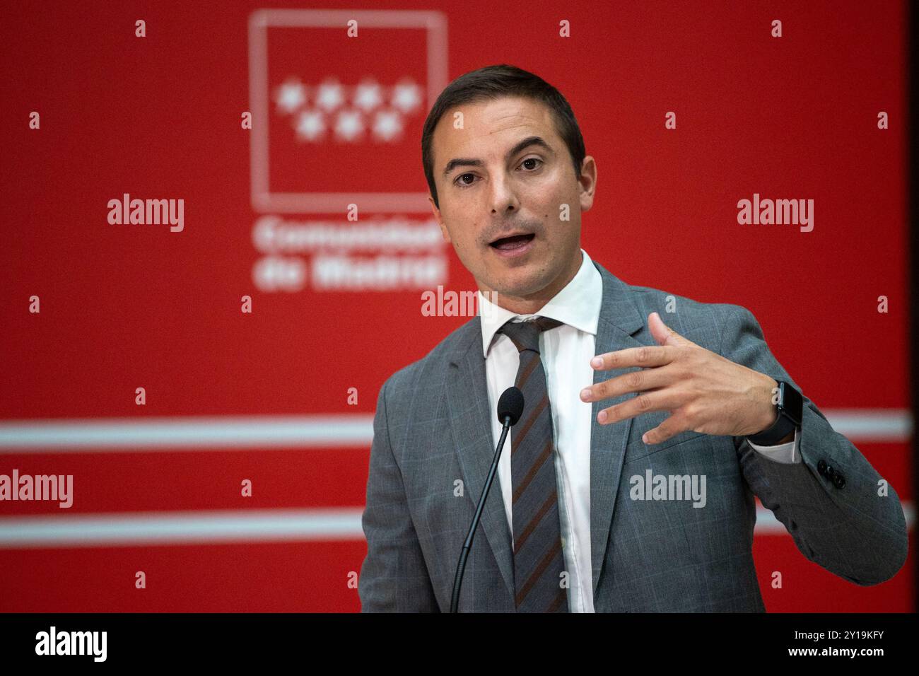 Madrid, Spagna. 5 settembre 2024. Juan Lobato, Segretario generale del Partito Socialista Operaio spagnolo della Comunità di Madrid e portavoce del gruppo parlamentare socialista dell'Assemblea di Madrid, ha visto parlare nella sede della Presidenza della Comunità di Madrid. (Foto di David Canales/SOPA Images/Sipa USA) credito: SIPA USA/Alamy Live News Foto Stock