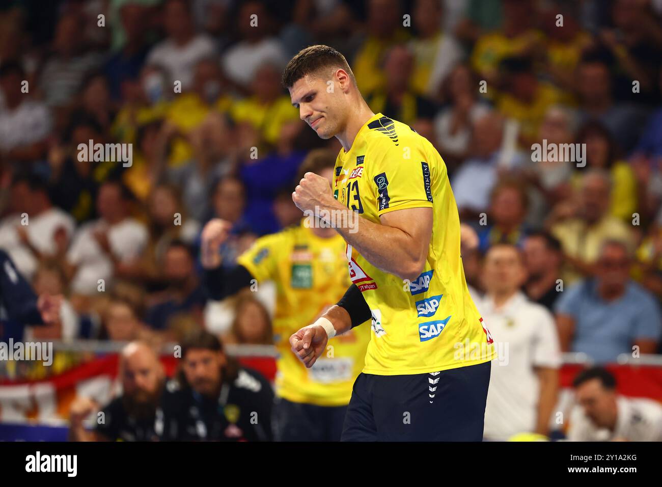 Sebastian Heymann (Rhein-Neckar Loewen) ballt die Faust Rhein-Neckar Loewen vs THW Kiel, Handball, 1. Bundesliga, 05.09.2024 foto: Rene Weiss/Eibner Foto Stock
