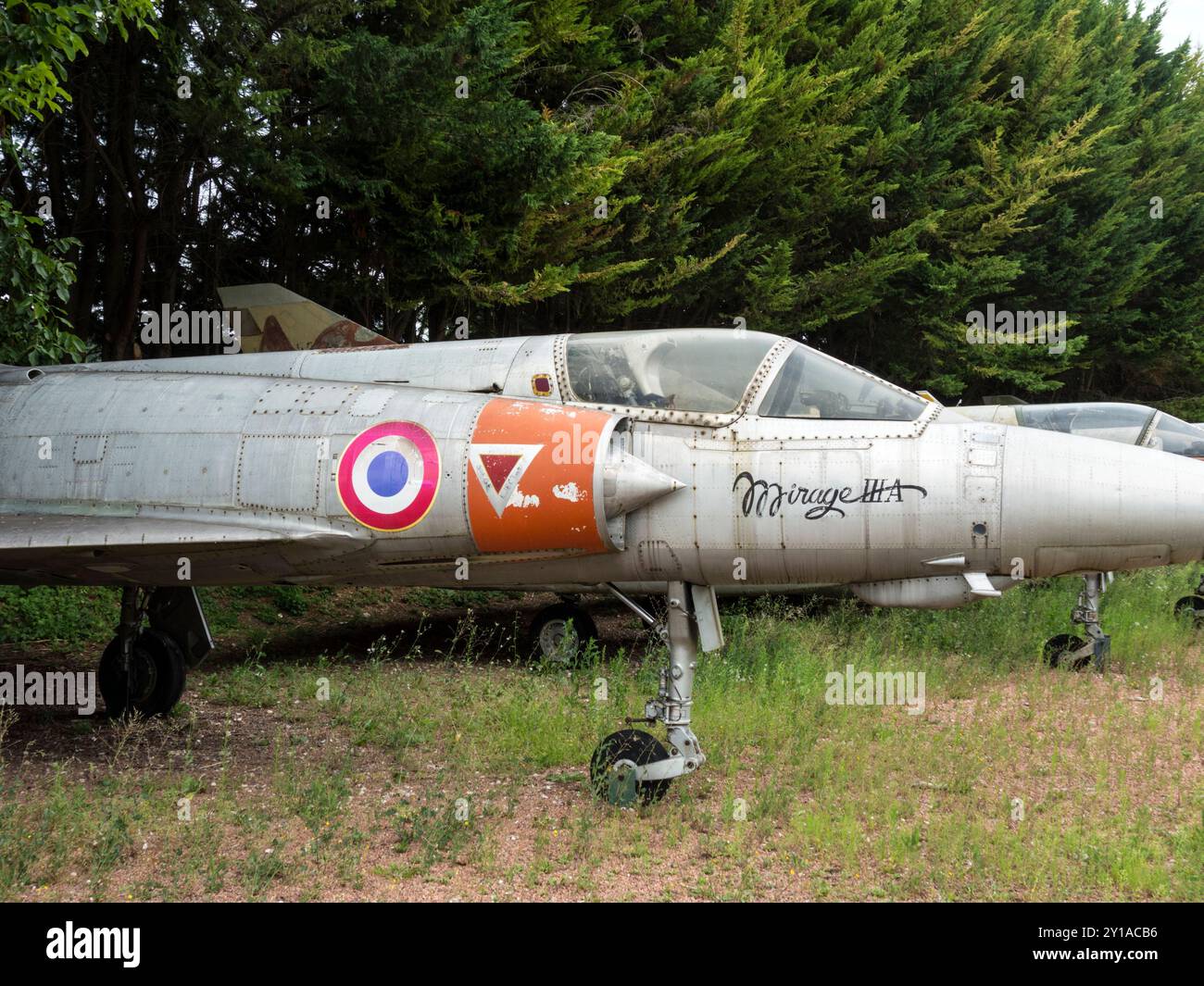 Aereo da guerra Mirage III al Museo del Castello di Savigny-les Beaune (Borgogna/Francia) Foto Stock