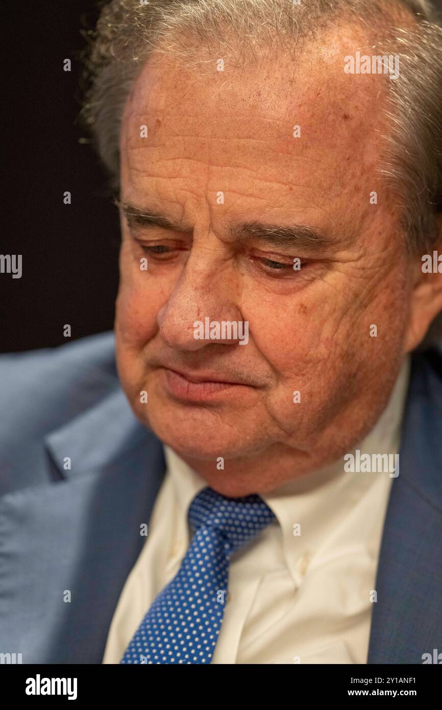 Austin Texas USA, 5 settembre 2024: Il cancelliere del sistema universitario Texas A&M JOHN SHARP parla durante una sessione al Texas Tribune Festival della sua esperienza nel governo del Texas. Il Texas Tribune, giunto al suo quindicesimo anno, è una redazione non-profit che copre la politica e le politiche pubbliche del Texas. Crediti: Bob Daemmrich/Alamy Live News Foto Stock