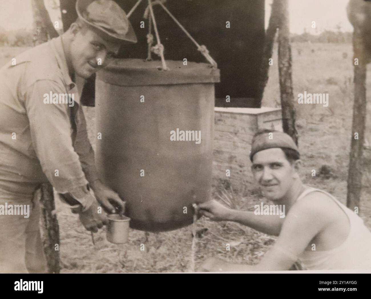 Borsa d'acqua in tela WWII Foto Stock