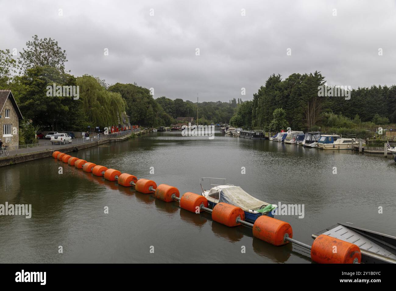 Allington Lock, chiusa sul fiume Medway, Maidstone, Gran Bretagna Foto Stock