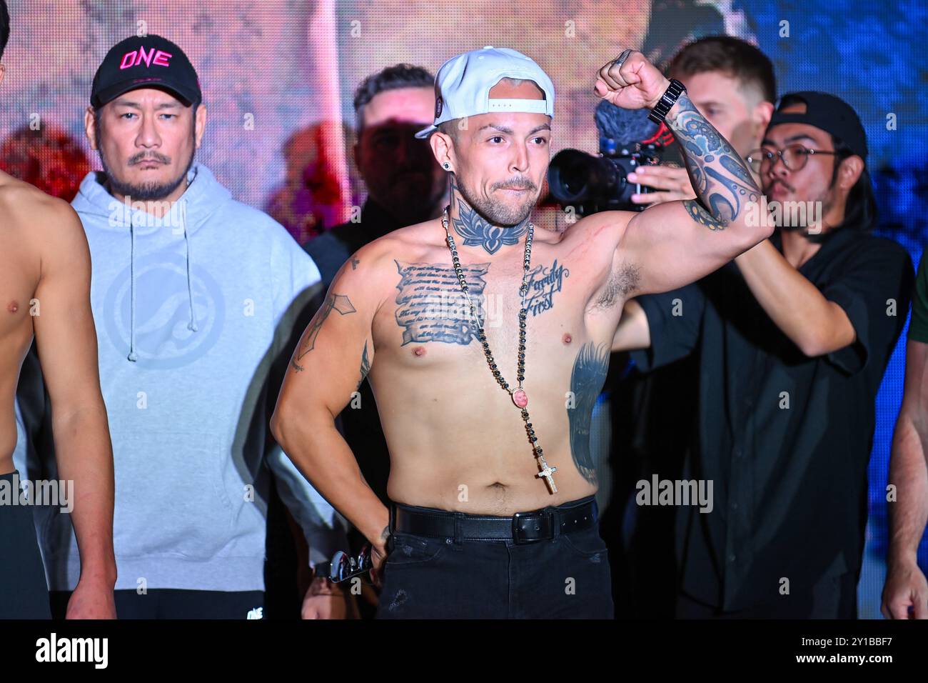 Denver, Colorado, Stati Uniti. 5 settembre 2024. Il combattente MMA, Nico Cornejo, posa durante le pesa cerimoniali e faccia a faccia per il One 168 Championship, allo Sheraton Hotel di Denver, CO.. Foto di Kevin Langley/Sports South Media/CSM/Alamy Live News Foto Stock