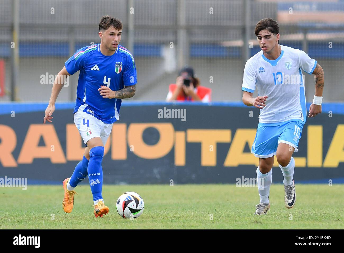 Latina, Italia. 5 settembre 2024. Alessandro bianco dell'Italia visto in azione durante il Campionato europeo di qualificazione Under 21 partita Italia contro San Marino allo stadio Domenico Francioni di Latina. Punteggio finale; Italia 7:0 San Marino (foto di Mattia Vian/SOPA Images/Sipa USA) credito: SIPA USA/Alamy Live News Foto Stock