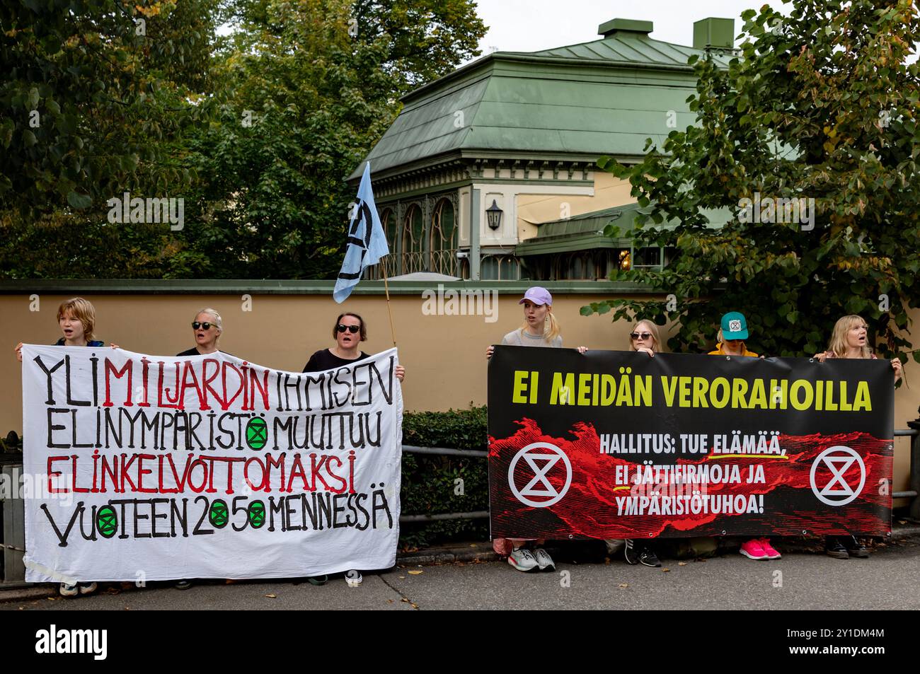 La dimostrazione del punto di ebollizione (Kiehumispiste) tenuta dalla Extinction Rebellion Finland (Elokapina) a Helsinki, Finlandia, il 3 settembre 2024. Foto Stock